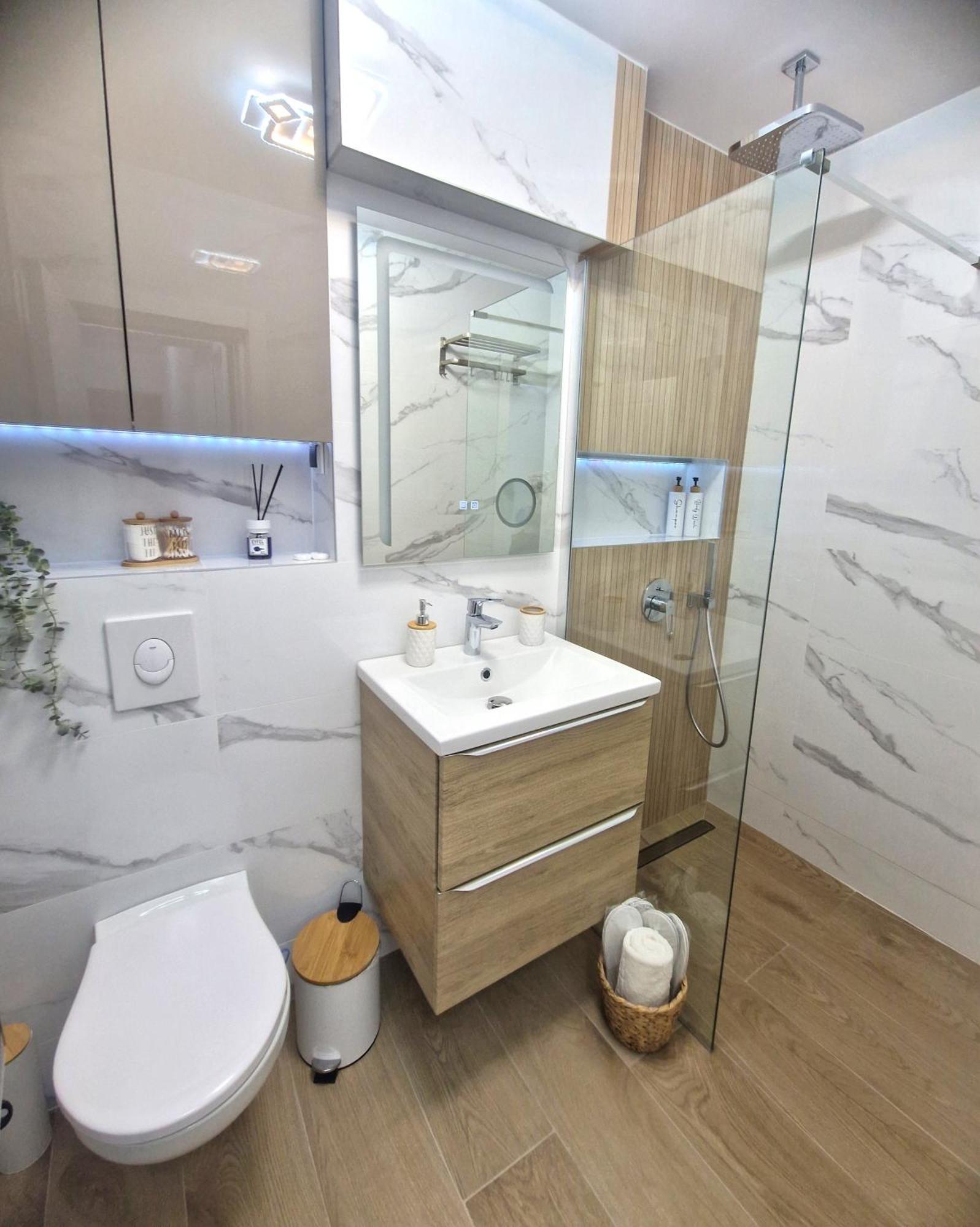 Ultracentral Luxury Apartament Árgyasudvarhely Kültér fotó